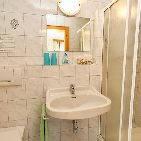 Haus Edelweiss Bed & Breakfast