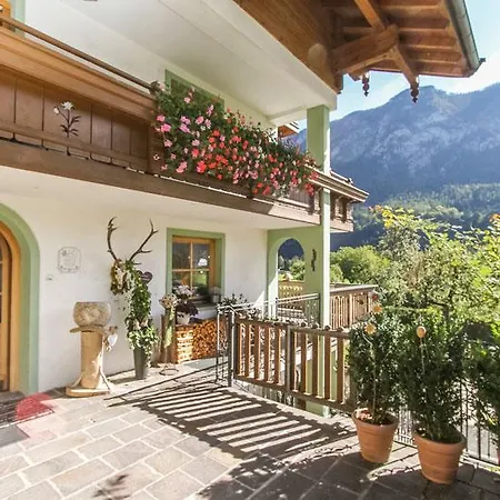 Haus Edelweiss 3* Unken