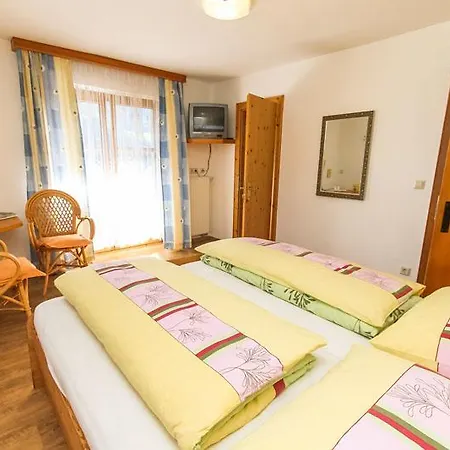 Haus Edelweiss 3*