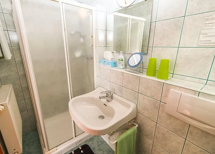 Haus Edelweiss Alojamento de Acomodação e Pequeno-almoço Unken